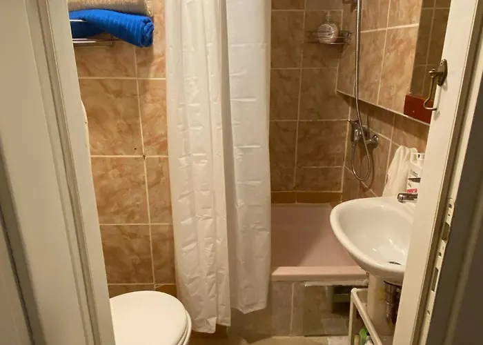 Appartement S Balkonom 10 Metara Od Mora *